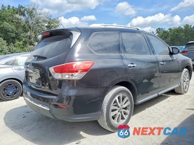 Trzecie zdjęcie samochodu z tyłu: 2013 NISSAN PATHFINDER S VIN:5N1AR2MN1DC637183 - miniatura
