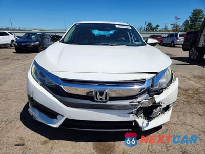 Piąte zdjęcie samochodu w środku: 2017 HONDA CIVIC LX VIN:2HGFC2F57HH524867 - miniatura