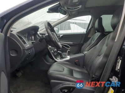 Zdjęcie 7 z 13 samochodu: 2016 VOLVO XC60 T5 PREMIER VIN:YV4612RK8G2830339 - miniatura