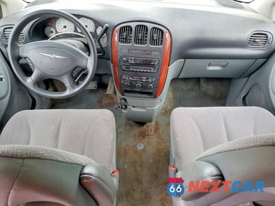 Zdjęcie 8 z 13 samochodu: 2007 CHRYSLER TOWN & COUNTRY LX VIN:2A4GP44R27R298488 - miniatura