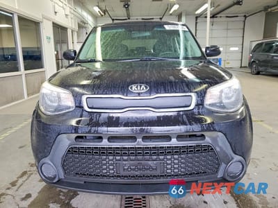 Piąte zdjęcie samochodu w środku: 2015 KIA SOUL BASE VIN:KNDJN2A20F7174605 - miniatura