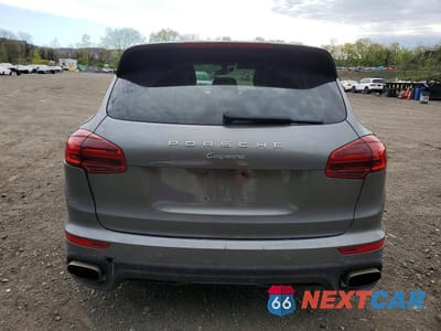 Zdjęcie 6 z 13 samochodu: 2018 PORSCHE CAYENNE VIN:WP1AA2A25JKA04739 - miniatura