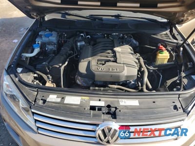 Zdjęcie 12 z 14 samochodu: 2016 VOLKSWAGEN TOUAREG SPORT VIN:WVGEF9BP7GD009988 - miniatura