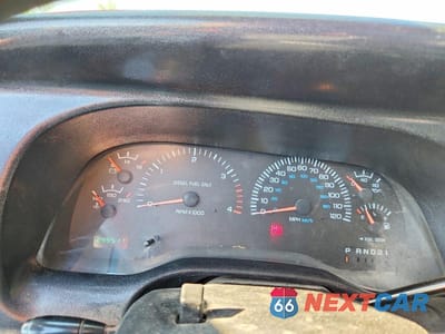 Zdjęcie 9 z 12 samochodu: 2001 DODGE RAM 2500 VIN:3B7KF23671G209171 - miniatura