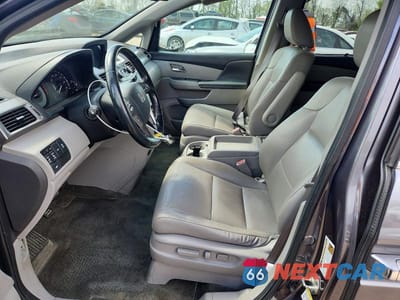 Zdjęcie 7 z 13 samochodu: 2016 HONDA ODYSSEY EXL VIN:5FNRL5H68GB029603 - miniatura