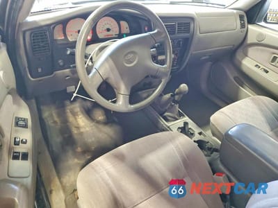 Zdjęcie 8 z 11 samochodu: 2001 TOYOTA TACOMA XTRACAB VIN:5TEWM72N81Z730983 - miniatura