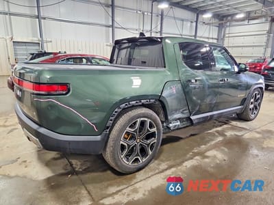 Trzecie zdjęcie samochodu z tyłu: 2022 RIVIAN R1T LAUNCH EDITION VIN:7FCTGAALXNN002608 - miniatura