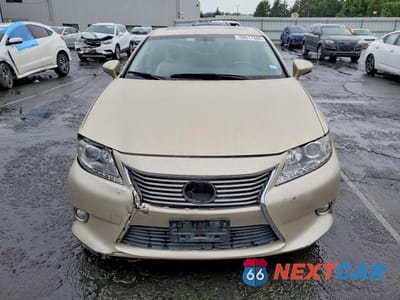 Piąte zdjęcie samochodu w środku: 2013 LEXUS ES 350 VIN:JTHBK1GGXD2009261 - miniatura