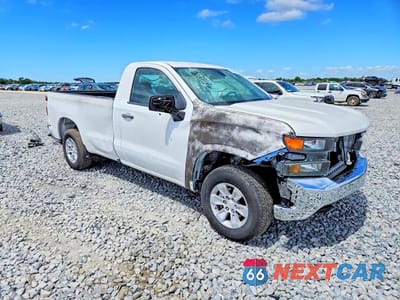Czwarte zdjęcie samochodu z boku: 2020 CHEVROLET SILVERADO C1500 VIN:3GCNWAEFXLG442730 - miniatura