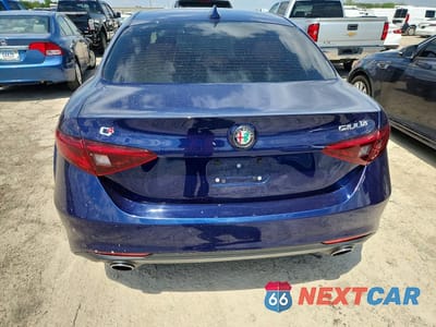 Zdjęcie 6 z 12 samochodu: 2017 ALFA ROMEO GIULIA Q4 VIN:ZARFAEDN6H7550466 - miniatura