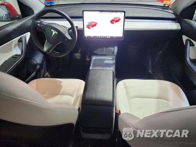 Zdjęcie 8 z 12 samochodu: 2022 TESLA MODEL Y VIN:7SAYGDEE4NF360491 - miniatura