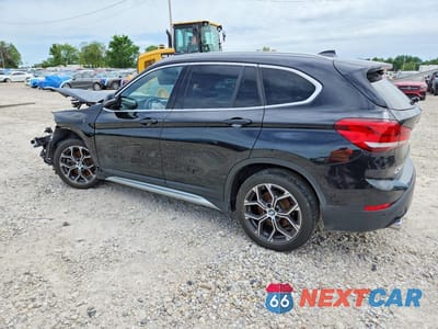 Drugie zdjęcie samochodu z przodu: 2021 BMW X1 XDRIVE28I VIN:WBXJG9C02M3M78525 - miniatura