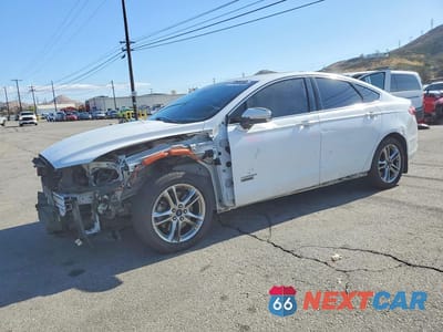 2016 FORD FUSION TITANIUM PHEV 3FA6P0SU2GR241693 - główne zdjęcie licytacji z USA - miniatura
