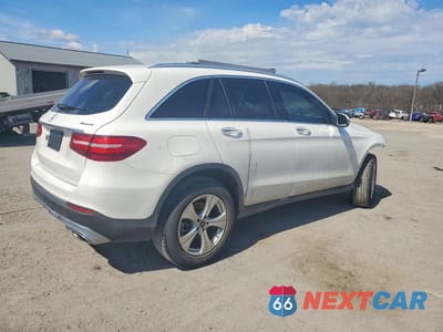 Trzecie zdjęcie samochodu z tyłu: 2018 MERCEDES-BENZ GLC 300 4MATIC VIN:WDC0G4KB5JV071131 - miniatura