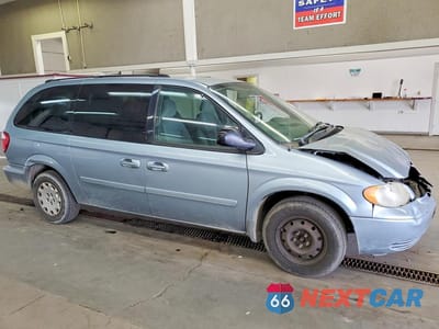 Czwarte zdjęcie samochodu z boku: 2004 CHRYSLER TOWN & COUNTRY EX FW VIN:2C4GP44R14R600256 - miniatura