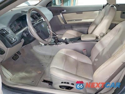 Zdjęcie 7 z 12 samochodu: 2010 VOLVO C70 T5 VIN:YV1672MC8AJ090770 - miniatura
