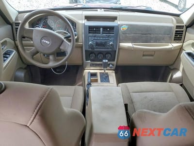 Zdjęcie 8 z 14 samochodu: 2009 JEEP LIBERTY SPORT VIN:1J8GP28K79W549094 - miniatura