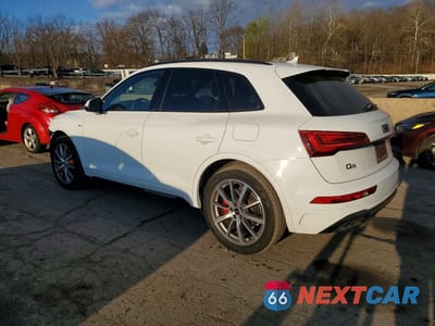 Drugie zdjęcie samochodu z przodu: 2024 AUDI Q5 E PREMIUM PLUS 55 VIN:WA1E2AFY1R2131128 - miniatura