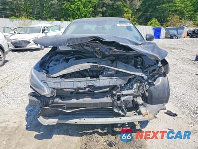 Piąte zdjęcie samochodu w środku: 2025 NISSAN SENTRA S VIN:3N1AB8BV0SY294324 - miniatura