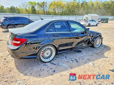 Trzecie zdjęcie samochodu z tyłu: 2013 MERCEDES-BENZ C 300 4MATIC VIN:WDDGF8AB9DR282304 - miniatura