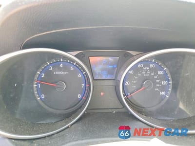 Zdjęcie 9 z 13 samochodu: 2011 HYUNDAI TUCSON GLS VIN:KM8JU3AC0BU129124 - miniatura