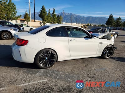 Trzecie zdjęcie samochodu z tyłu: 2017 BMW M2 VIN:WBS1H9C33HV887897 - miniatura