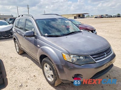 Czwarte zdjęcie samochodu z boku: 2007 MITSUBISHI OUTLANDER ES VIN:JA4MS31X77Z007746 - miniatura