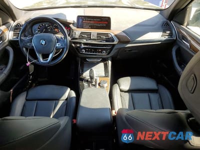 Zdjęcie 8 z 13 samochodu: 2019 BMW X3 VIN:5UXTR9C52KLD90780 - miniatura