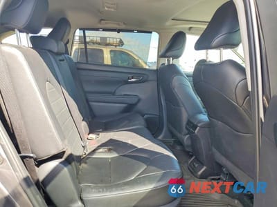 Zdjęcie 11 z 13 samochodu: 2024 TOYOTA HIGHLANDER XLE VIN:5TDKDRBH8RS568852 - miniatura
