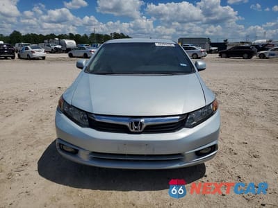 Piąte zdjęcie samochodu w środku: 2012 HONDA CIVIC LX VIN:2HGFB2F5XCH555848 - miniatura
