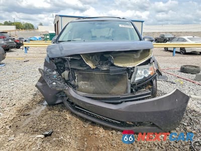 Piąte zdjęcie samochodu w środku: 2016 HONDA ODYSSEY EXL VIN:5FNRL5H67GB107076 - miniatura