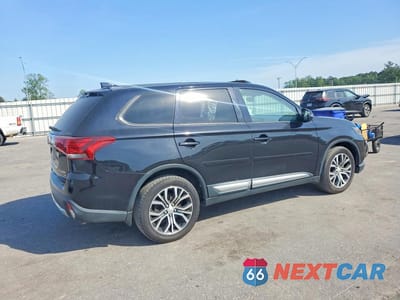 Trzecie zdjęcie samochodu z tyłu: 2018 MITSUBISHI OUTLANDER SE VIN:JA4AZ3A33JZ012574 - miniatura