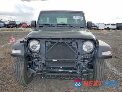 Piąte zdjęcie samochodu w środku: 2022 JEEP WRANGLER UNLIMITED SPORT VIN:1C4HJXDM0NW224587 - miniatura