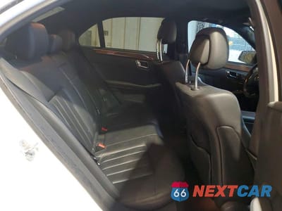 Zdjęcie 10 z 12 samochodu: 2010 MERCEDES-BENZ E550 VIN:WDDHF9AB4AA236643 - miniatura