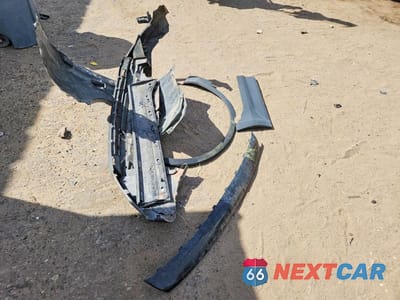 Zdjęcie 13 z 13 samochodu: 2022 VOLVO XC40 T5 R-DESIGN VIN:YV4162UM1N2690555 - miniatura