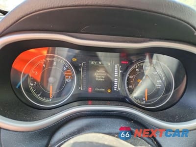 Zdjęcie 9 z 12 samochodu: 2018 JEEP CHEROKEE LATITUDE VIN:1C4PJLCB4JD590479 - miniatura