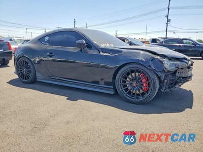 Czwarte zdjęcie samochodu z boku: 2018 SUBARU BRZ 2.0 TS VIN:JF1ZCAD17J9600475 - miniatura