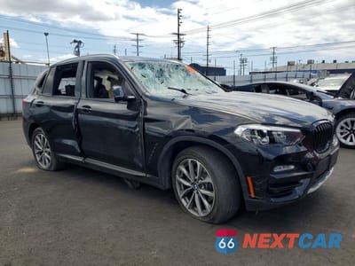 Czwarte zdjęcie samochodu z boku: 2019 BMW X3 SDRIVE30I VIN:5UXTR7C52KLR45275 - miniatura