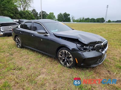 Czwarte zdjęcie samochodu z boku: 2025 BMW 540 XI VIN:WBA63FJ09SCU20499 - miniatura