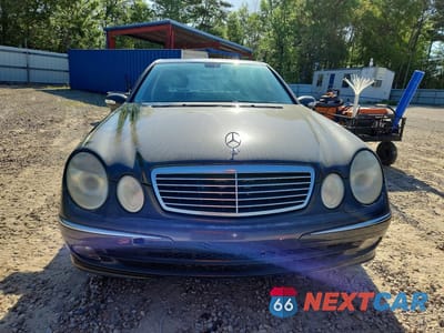 Piąte zdjęcie samochodu w środku: 2004 MERCEDES-BENZ E 500 VIN:WDBUF70JX4A484274 - miniatura