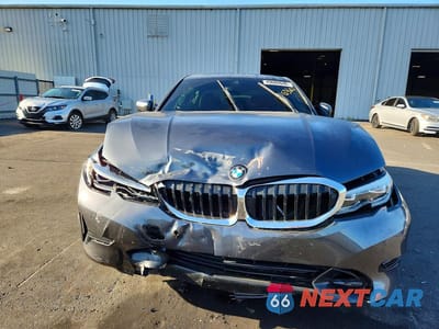 Piąte zdjęcie samochodu w środku: 2019 BMW 330I VIN:WBA5R1C57KFH05886 - miniatura