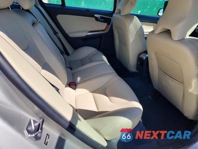 Zdjęcie 10 z 12 samochodu: 2017 VOLVO S60 PLATINUM VIN:LYV402HM0HB151200 - miniatura
