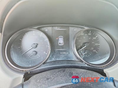Zdjęcie 9 z 12 samochodu: 2017 NISSAN ROGUE SPORT SL VIN:JN1BJ1CP1HW015607 - miniatura