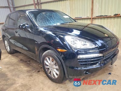 Czwarte zdjęcie samochodu z boku: 2013 PORSCHE CAYENNE VIN:WP1AF2A25DLA40415 - miniatura