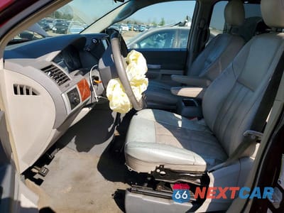 Zdjęcie 7 z 13 samochodu: 2008 CHRYSLER TOWN & COUNTRY TOURING VIN:2A8HR54P98R736815 - miniatura