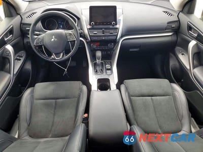 Zdjęcie 8 z 13 samochodu: 2025 MITSUBISHI ECLIPSE CROSS SE VIN:JA4ATWAA6SZ005122 - miniatura