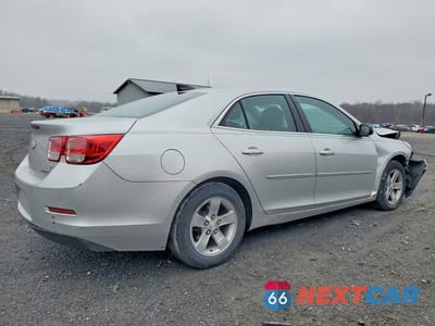 Trzecie zdjęcie samochodu z tyłu: 2015 CHEVROLET MALIBU LS VIN:1G11B5SL2FU107788 - miniatura