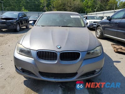 Piąte zdjęcie samochodu w środku: 2011 BMW 328 I VIN:WBAPH7C57BE131257 - miniatura
