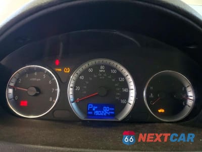Zdjęcie 9 z 12 samochodu: 2010 HYUNDAI SONATA GLS VIN:5NPET4AC2AH599470 - miniatura