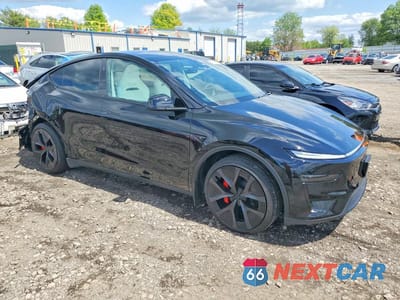 Czwarte zdjęcie samochodu z boku: 2026 TESLA MODEL Y VIN:7SAYGDET9TA629092 - miniatura